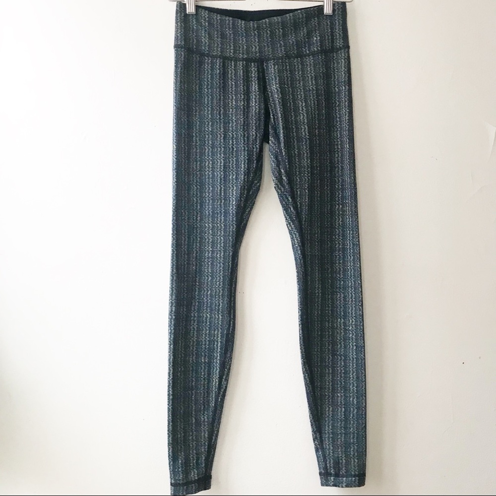 Lululemon Zig Zag Athletic Leggings Size 4 - Picture 4 of 8